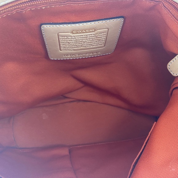 Coach Hampton Signature Tan Khaki 6091 Shoulder Handbag Purse - Picture 7 of 11